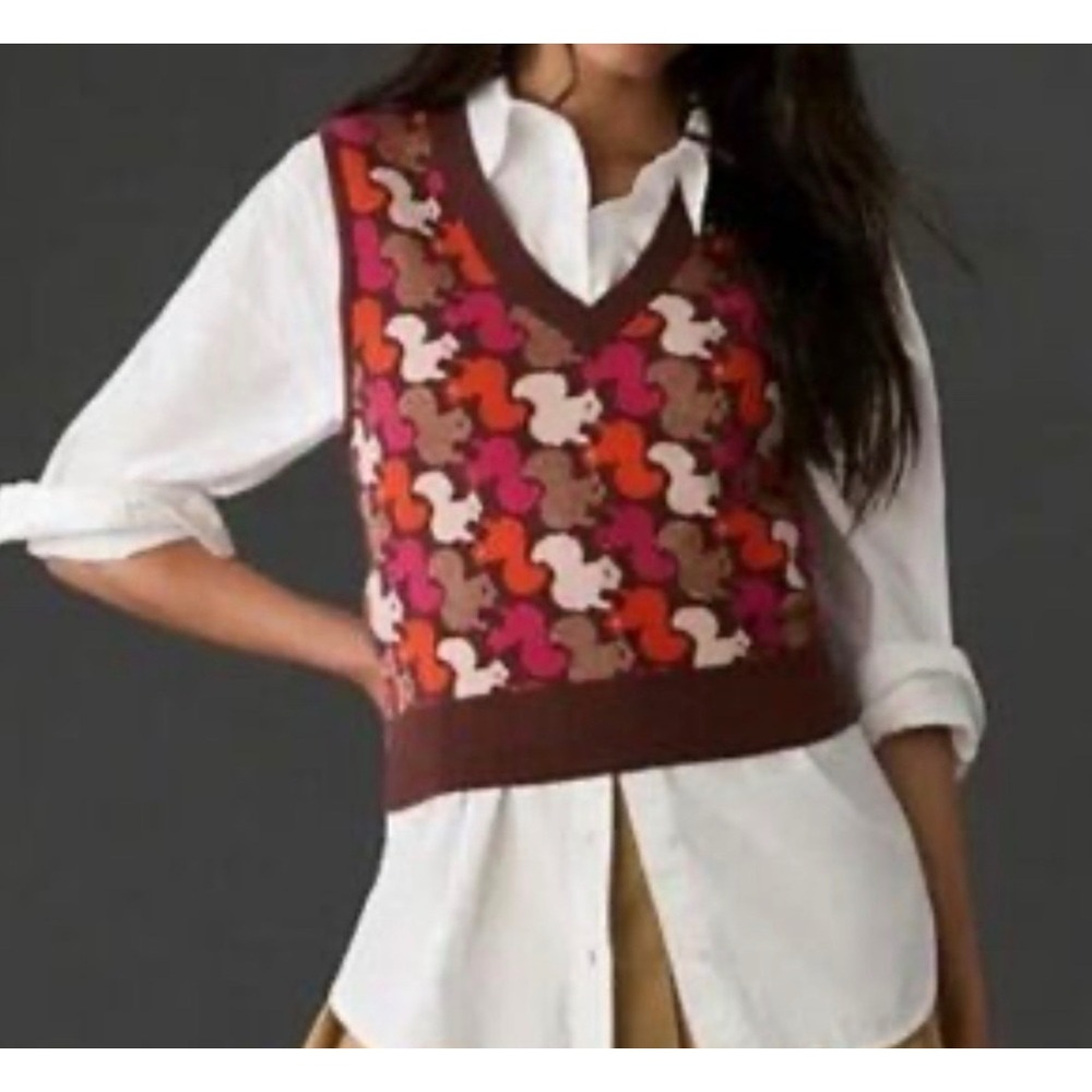 Anthropologie Maeve squirrel Sweater Vest Womens Brown Medium V-Neck